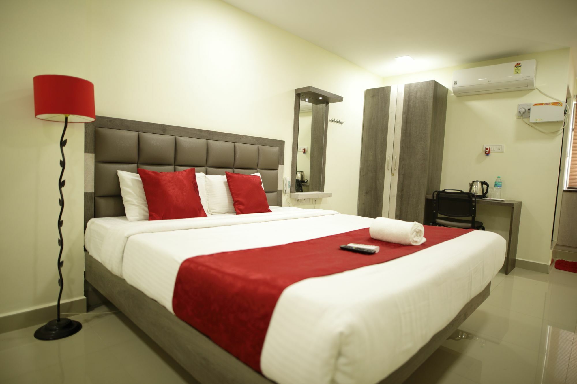 Venture Park, Omr, Thoraipakkam, Chennai Hotell Exteriör bild